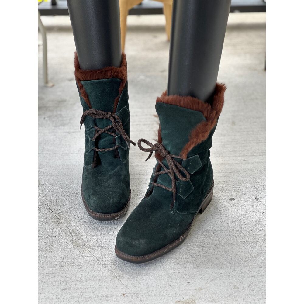 Vicini Italy Women’s EU 37.5 | US 7.5 Green Suede Fur Lined Lace Up Winter Boots